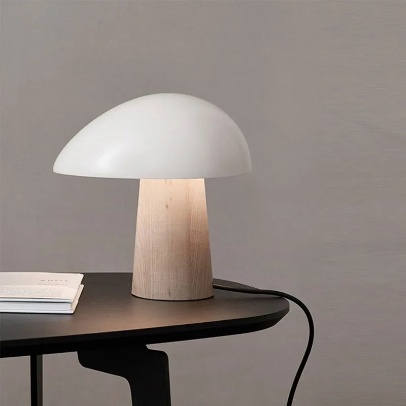 Lampe de table Juno LED élégante – Design scandinave moderne en bois et métal