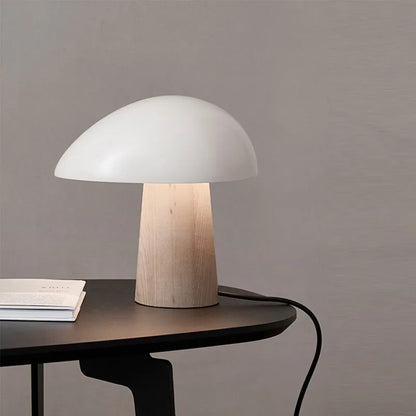 Lampe de table Juno LED élégante – Design scandinave moderne en bois et métal