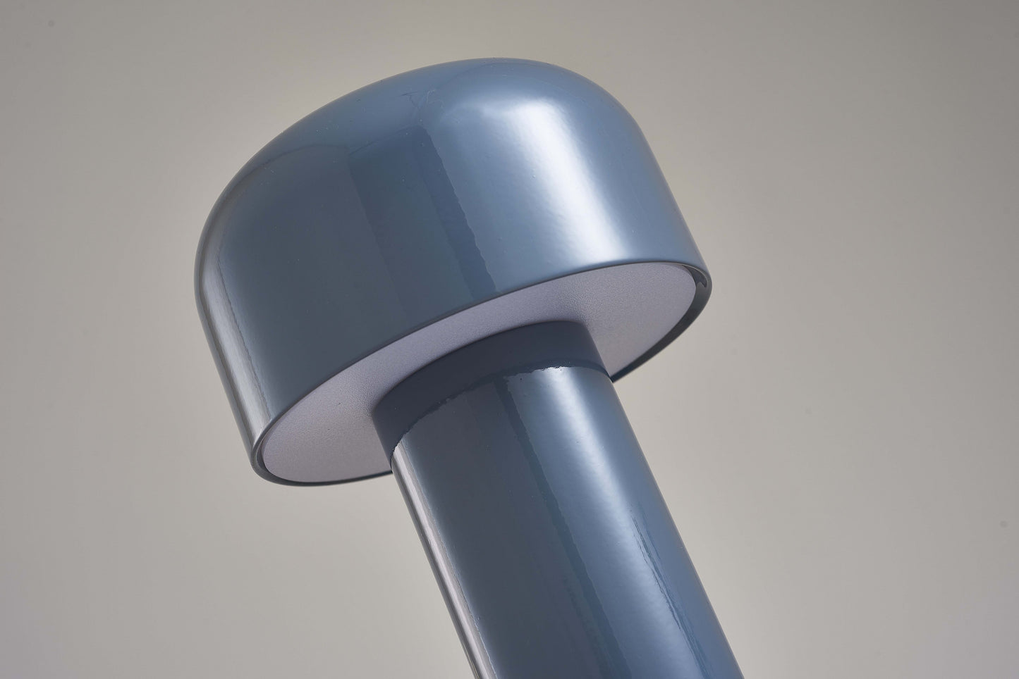 Lampe de Table Champignon Italienne Élégante – Commodité Sans Fil Rencontrant la Sophistication Moderne