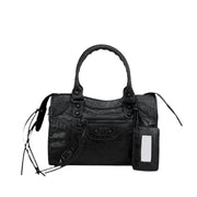Genuine leather handbag – Classic elegance and artisanal finish for a refined style
