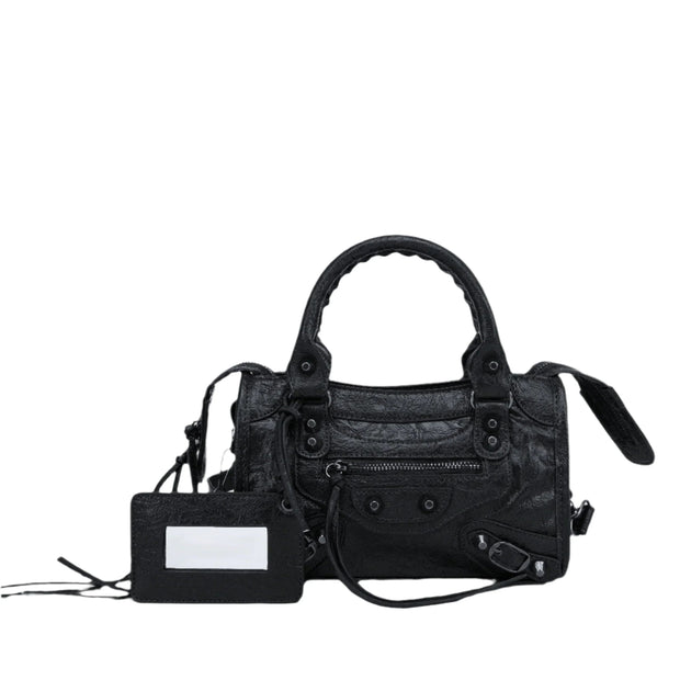 Genuine leather handbag – Classic elegance and artisanal finish for a refined style