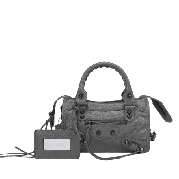 Genuine leather handbag – Classic elegance and artisanal finish for a refined style