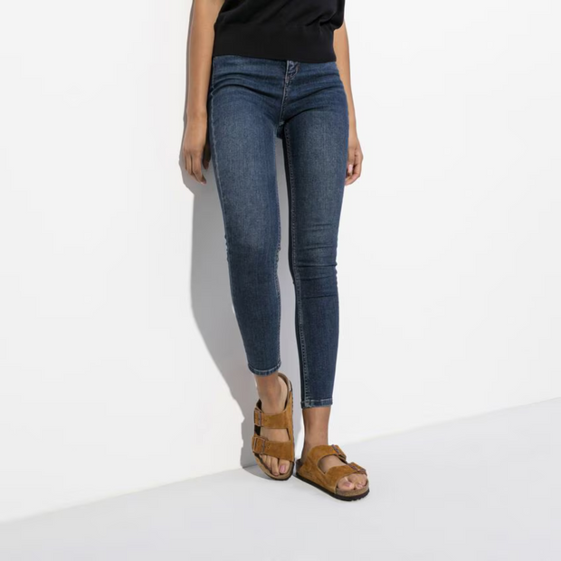 Sandales Femme Arizona en Suède avec Semelle Ergonomique et Boucles Ajustables – Confort et Style Décontracté