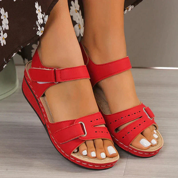Sandales d'Été Confortables en PU Écologique avec Brides Ajustables - Chaussures d'Été pour Femme Élégantes et Pratiques