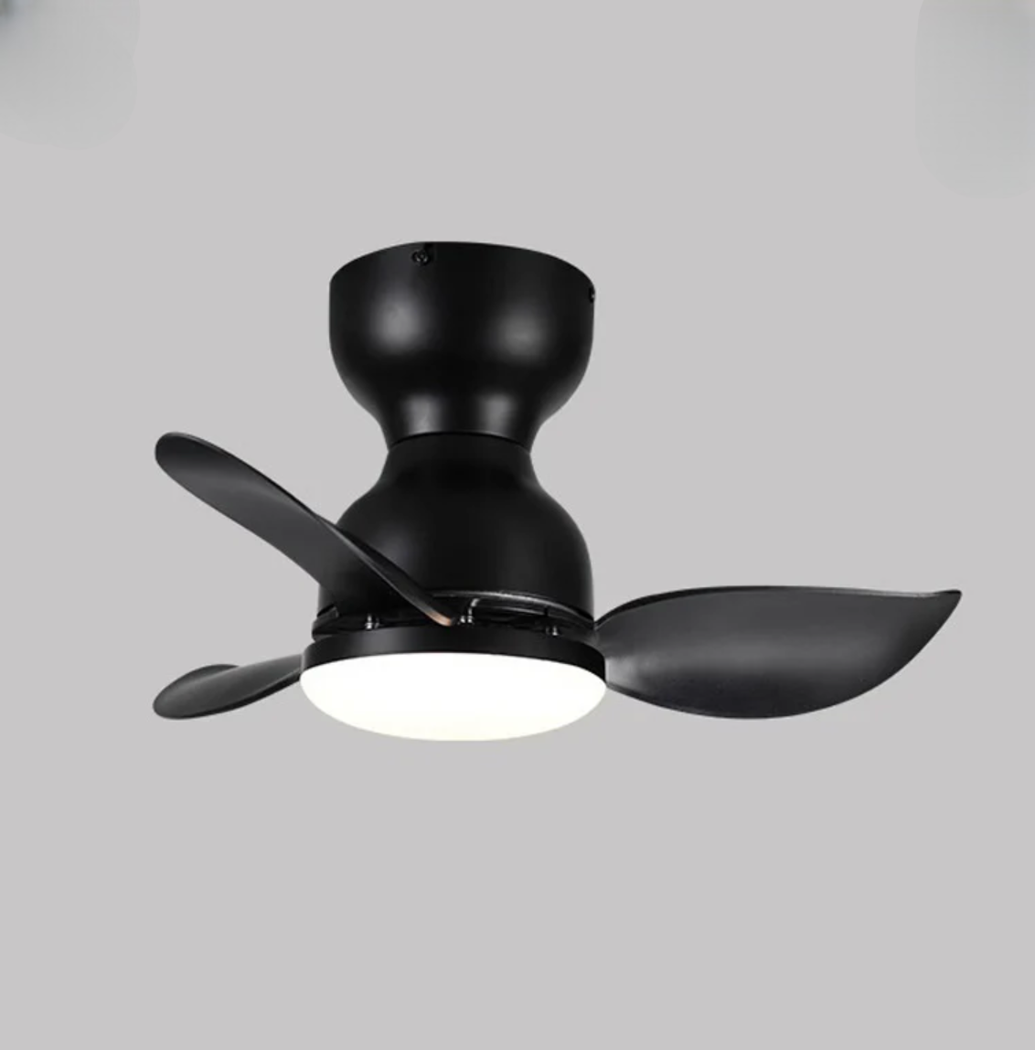 Ventilateur de plafond lumineux Trailblazer 18" élégant – Design épuré pour un refroidissement efficace et du style