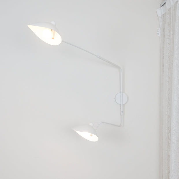 Single-Arm Wall Sconce Inspired by Mouille – Chic and Adjustable Design for Sophisticated Spaces