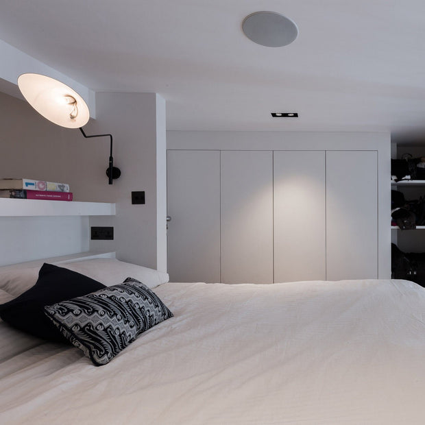 Single-Arm Wall Sconce Inspired by Mouille – Chic and Adjustable Design for Sophisticated Spaces