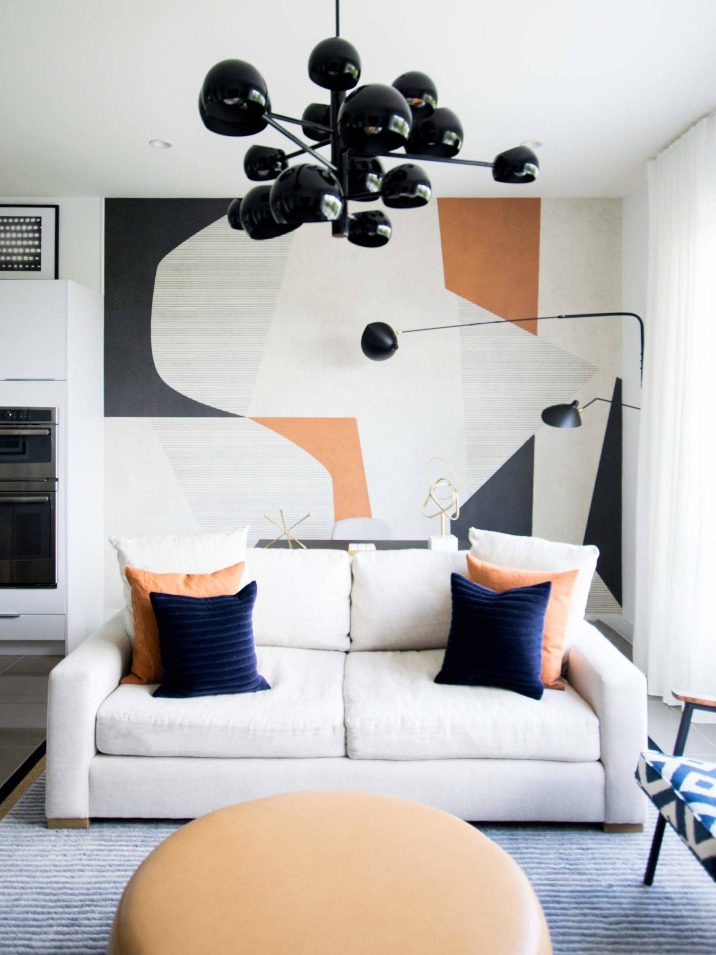 Applique Murale à Un Bras Inspirée de Mouille – Design Chic et Ajustable pour Espaces Sophistiqués