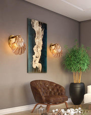 Wall sconce in brass and glass with a sleek design - Contemporary LED lighting with an artistic touch