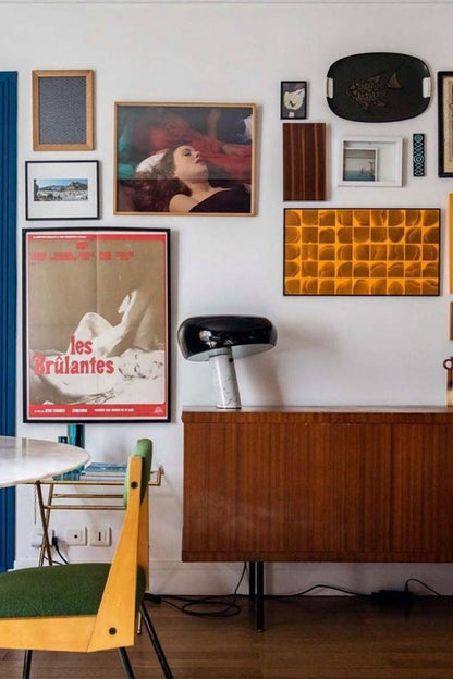 Verfijnde tafellamp van Carrara-marmer en metaal met modern LED-ontwerp