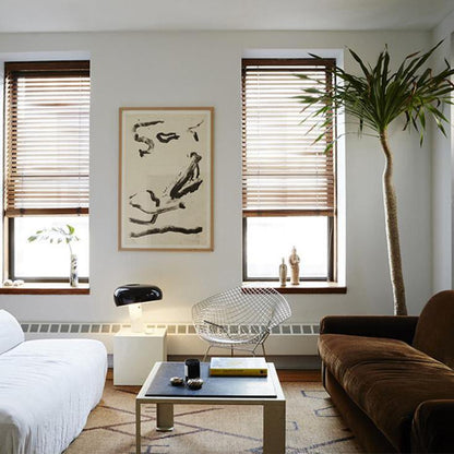 Verfijnde tafellamp van Carrara-marmer en metaal met modern LED-ontwerp