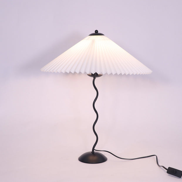 Chic Squiggle Table Lamp – Wavy Contemporary Elegance for Your Living Room, Bedroom, or Office