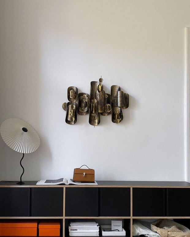 Chic Squiggle Table Lamp – Wavy Contemporary Elegance for Your Living Room, Bedroom, or Office