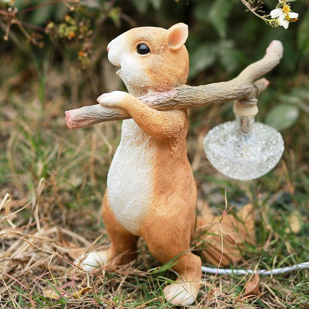 Charming LED squirrel table lamp – Stylish resin and glass accent for your space