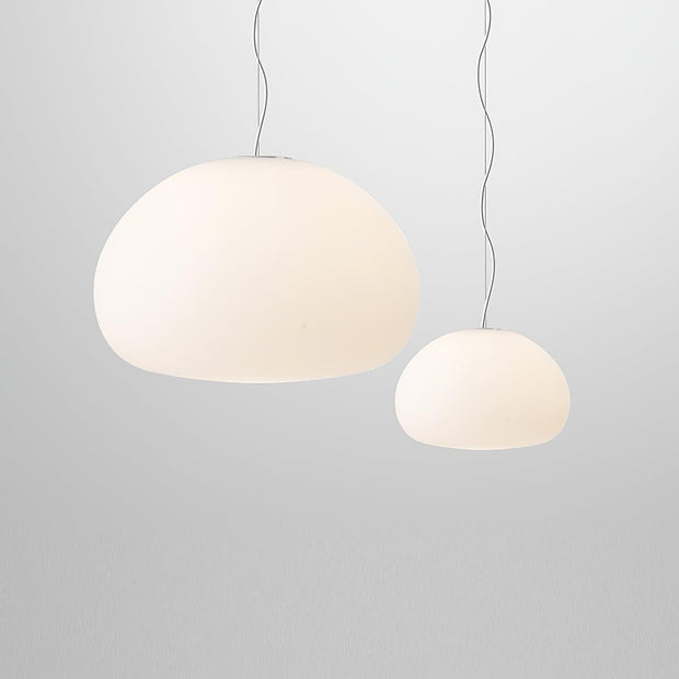 Chic Bao-Shaped Pendant – Contemporary Glass Design for a Warm Atmosphere