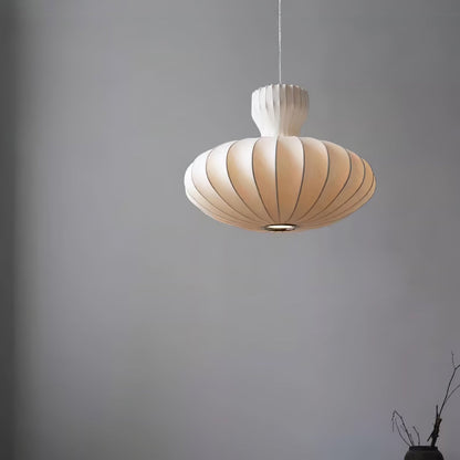 Élégante suspension Bella Bloom – Lampe vintage intemporelle en soie naturelle et métal