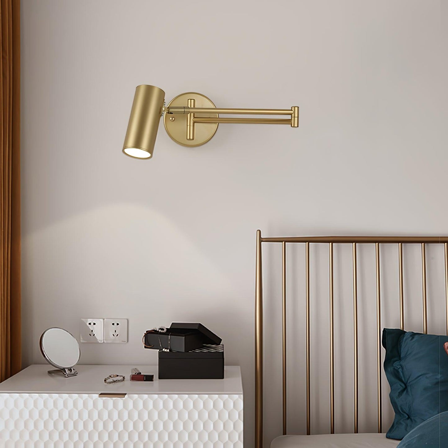 Modern och ren LED vägglampa i järn - Elegant och justerbar design med integrerad belysning