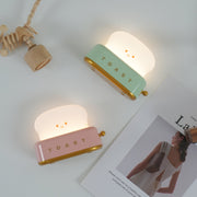 Charming toaster night lamp – Versatile portable lamp with rechargeable battery