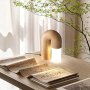 Arched Table Lamp Diapolo – A Classic Touch of Sophistication and Elegance