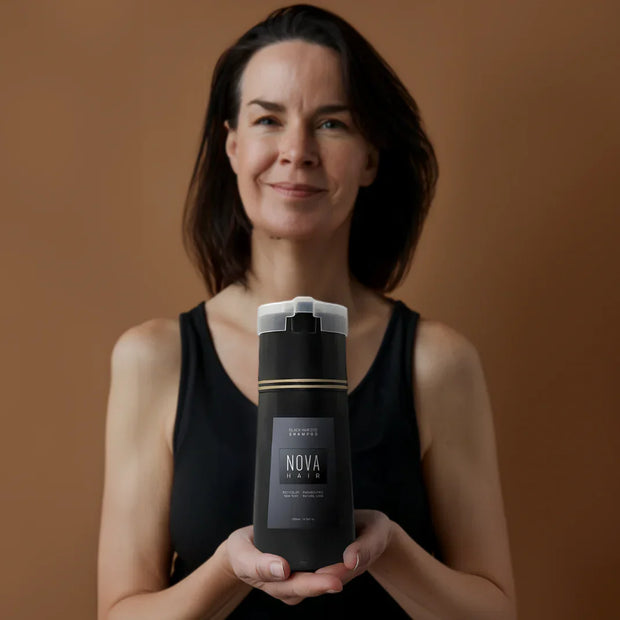 Express Colorant Shampoo NovaHair – Effortless dyeing and refreshing for a natural look