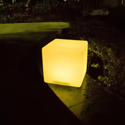 Bright outdoor Cube LED lamp - Rechargeable and remote-controlled for ultimate comfort