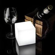 Bright outdoor Cube LED lamp - Rechargeable and remote-controlled for ultimate comfort