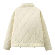 Veste Femme Élégante avec Détails de Poches, Confortable et Polyvalente – Blazer Femme Adaptable pour Toutes les Occasions