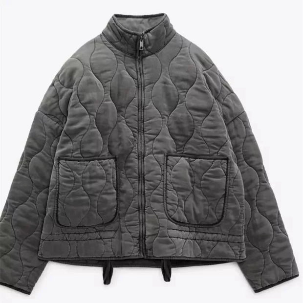 Veste Femme Élégante avec Détails de Poches, Confortable et Polyvalente – Blazer Femme Adaptable pour Toutes les Occasions