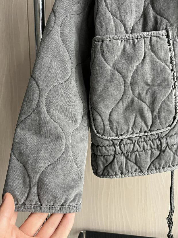 Veste Femme Élégante avec Détails de Poches, Confortable et Polyvalente – Blazer Femme Adaptable pour Toutes les Occasions