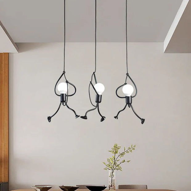 Suspension Luminaire Inspirée des Poupées – Une Touche Amusante et Envoûtante pour Vos Intérieurs