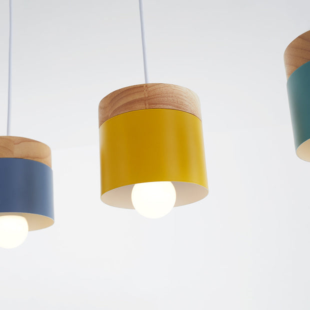 ChicGlow Pendant – A stylish and elegant modern hanging lamp perfect for contemporary interiors