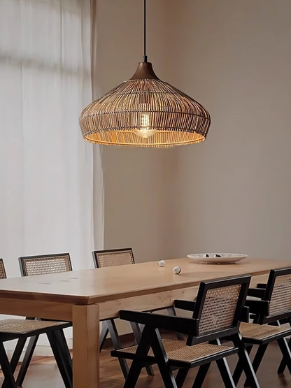 Lustre en osier rattan Élégance Naturelle avec lumière LED