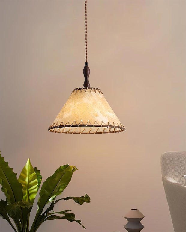 Elegant Wood and Fabric Pendant – Perfect Harmony of Style and Comfort