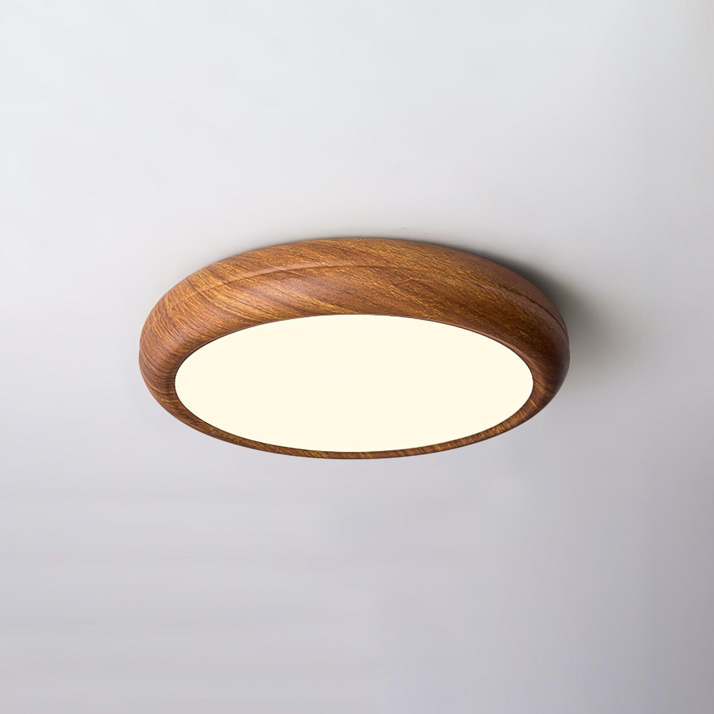 Elegant round wooden ceiling light – Enhance your space with a touch of modern elegance