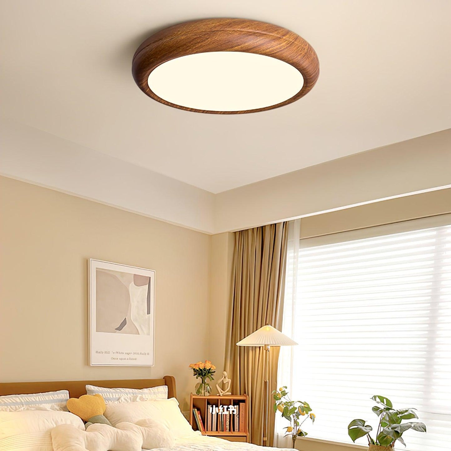 Elegant round wooden ceiling light – Enhance your space with a touch of modern elegance