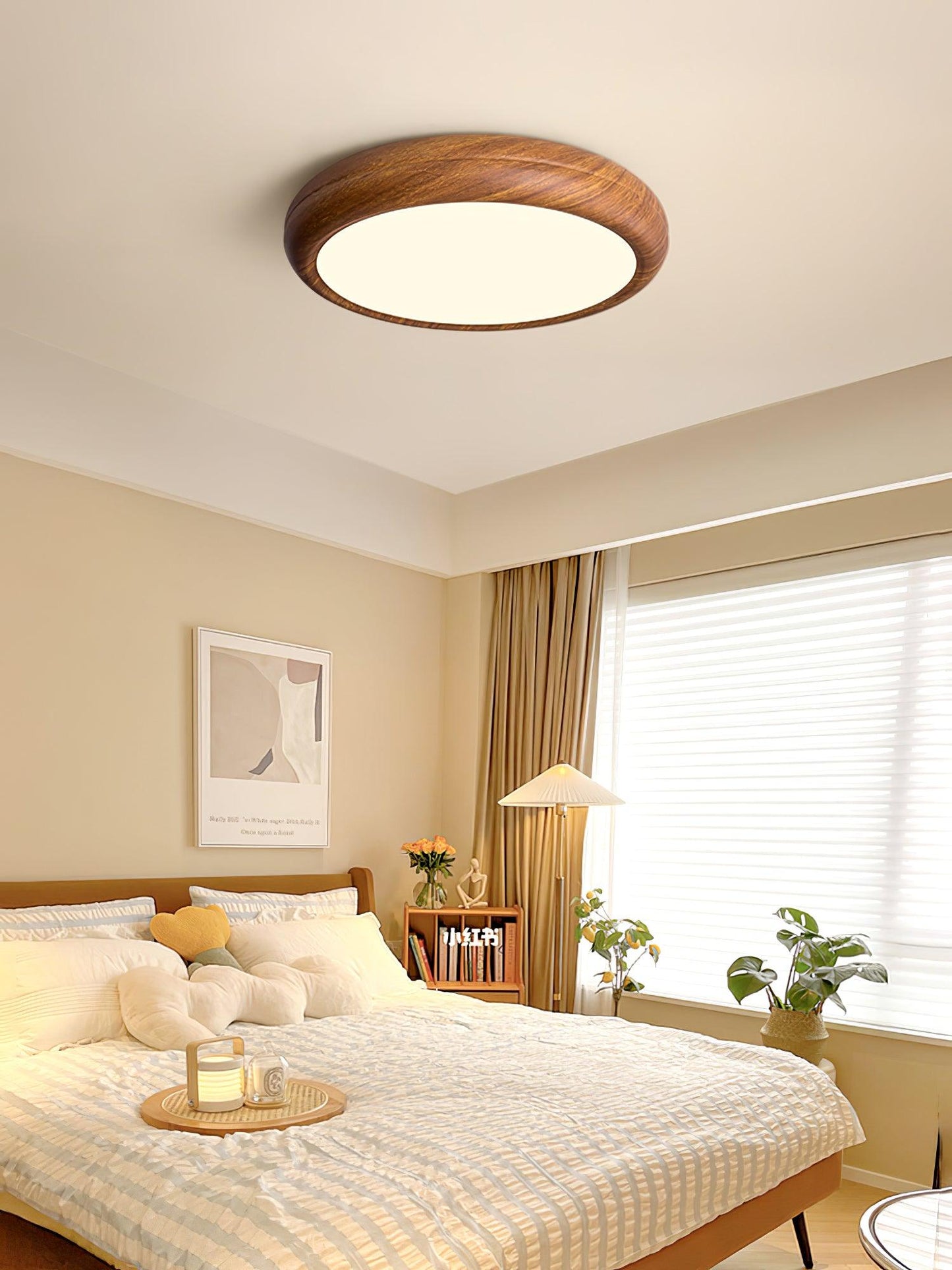 Elegant round wooden ceiling light – Enhance your space with a touch of modern elegance