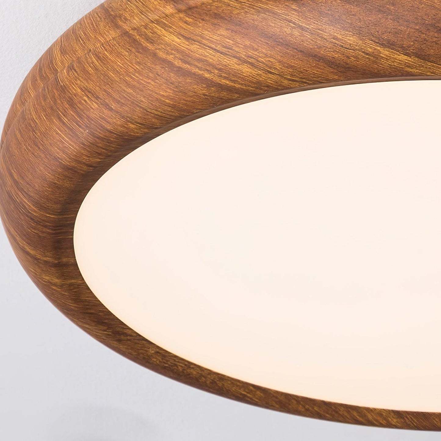Elegant round wooden ceiling light – Enhance your space with a touch of modern elegance