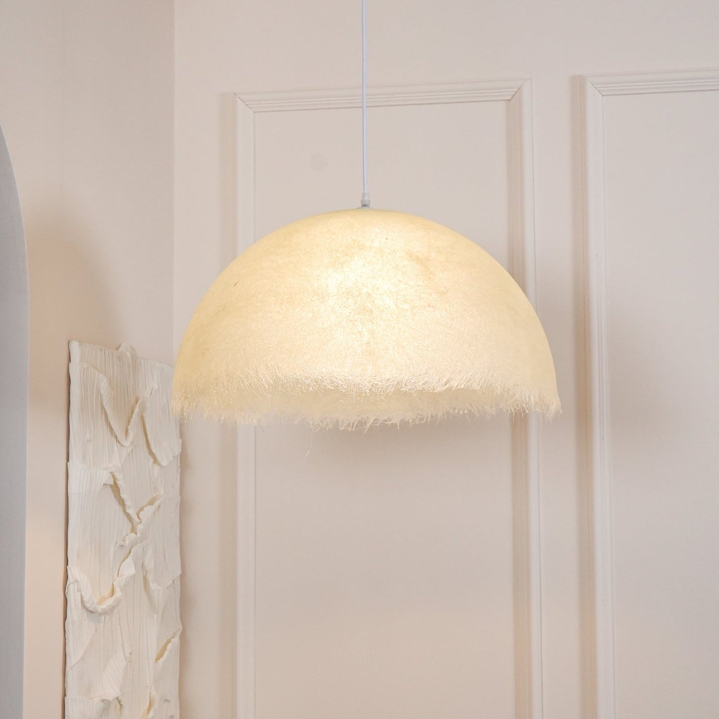 Applique suspendue contemporaine ZNTS – Éclairage LED en résine et métal élégant
