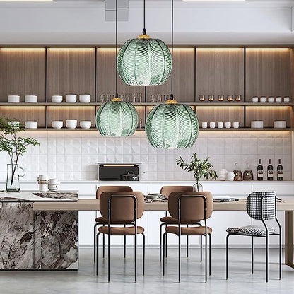 Suspension en verre givré Aalin – Ajoutez une touche de charme élégant à votre salle à manger