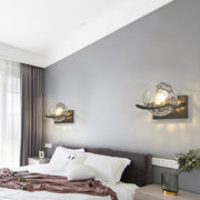 Modern and sleek LED wall light in glass - Durable and elegant design perfect for your living room, bedroom, and hallway