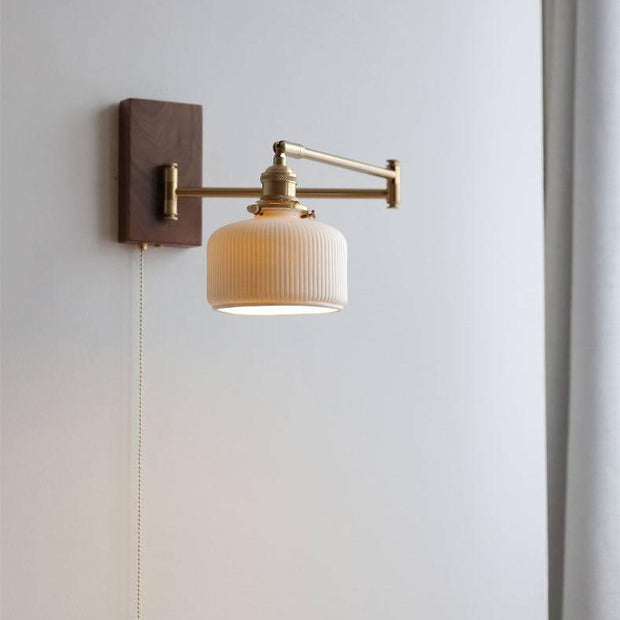 Elegant ceramic and wood wall sconce – Elevate your modern interior decor