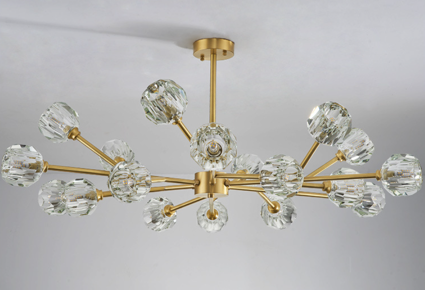 Chandelier Linéaire Élégant – Cubes en Verre Givré pour une Touche Moderne