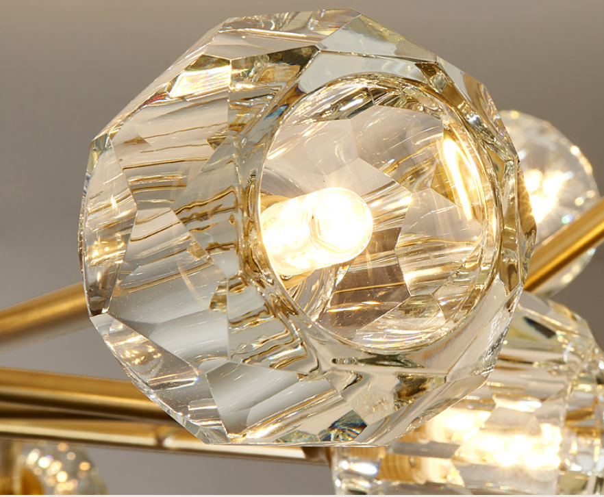 Chandelier Linéaire Élégant – Cubes en Verre Givré pour une Touche Moderne