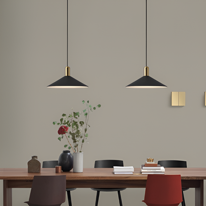 Suspension Moderne Sleek Altura – Design Métallique Minimaliste Chic avec Éclairage LED Intégré