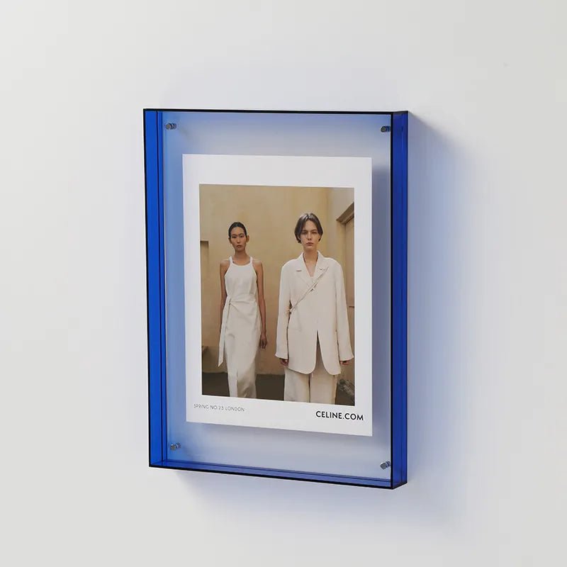 Chic Transparent Acrylic Photo Frame – Elegant and Vibrant Design