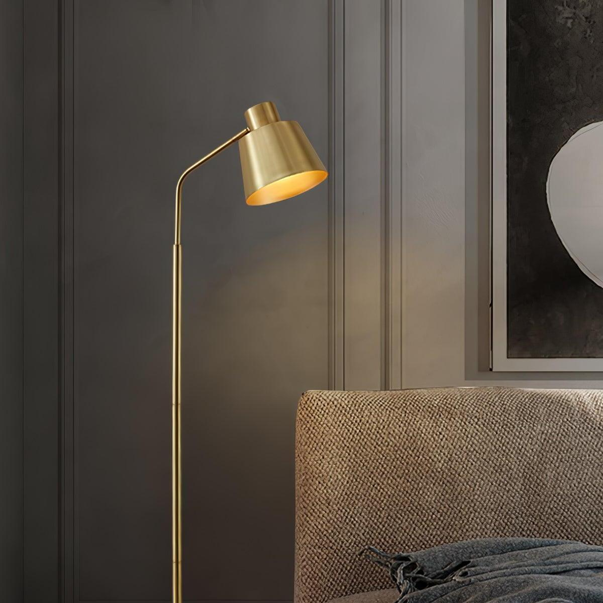 Lampadaire LED en laiton Zeid – Un mélange élégant de minimalisme et de sophistication moderne