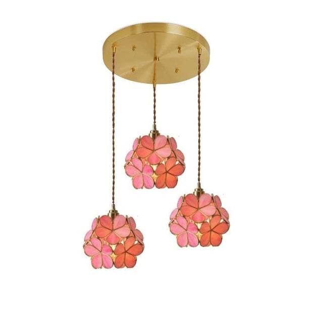 Vintage-inspired petal-shaped glass pendant – Timeless elegance for contemporary spaces
