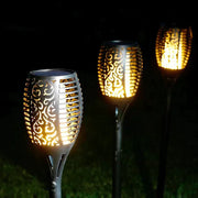 Enchanting solar lantern – Captivating LED flame effect and durable, weather-resistant outdoor lighting