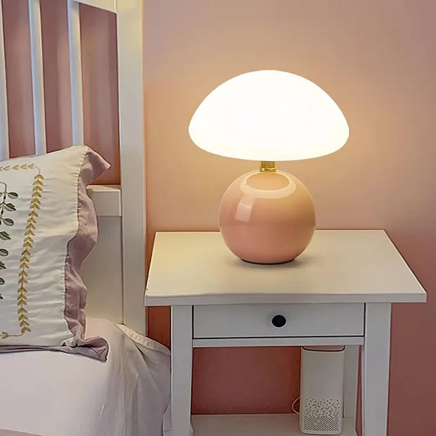 Creamy Chic Mushroom Lamp French Style – Elegant Vintage LED in Ceramic and PVC with Dimmable Brightness