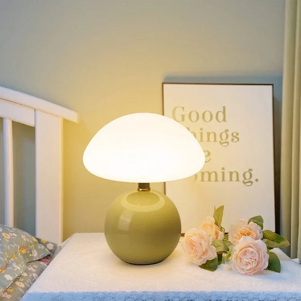 Creamy Chic Mushroom Lamp French Style – Elegant Vintage LED in Ceramic and PVC with Dimmable Brightness
